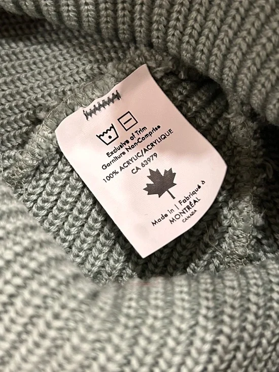 SIMONS Beanie - Picture 3 of 3